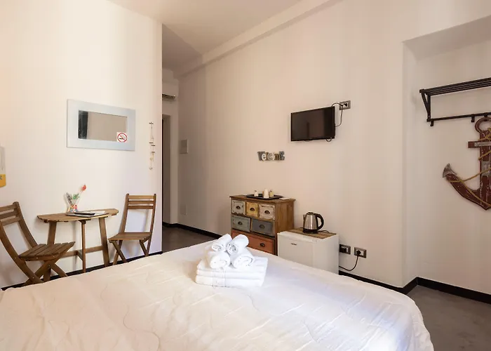 Porta Marina בית הארחה לה ספציה