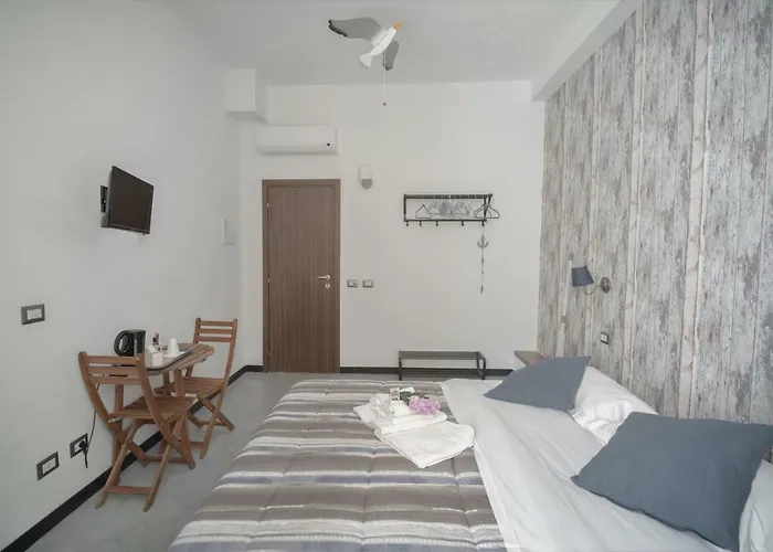 Konukevi Porta Marina 2*